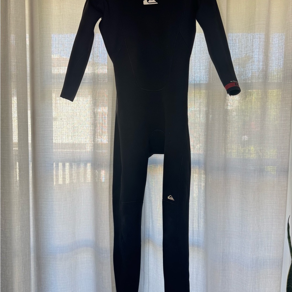 Quiksilver Black Wetsuit